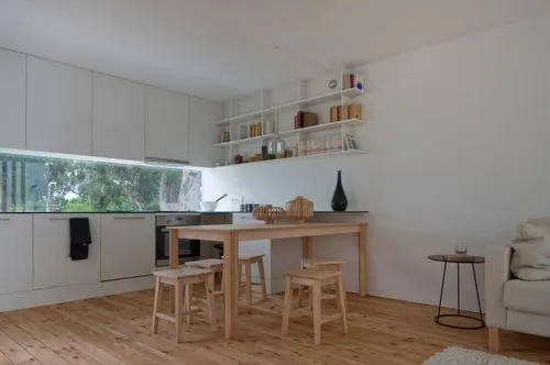 Treehouse Riga T1